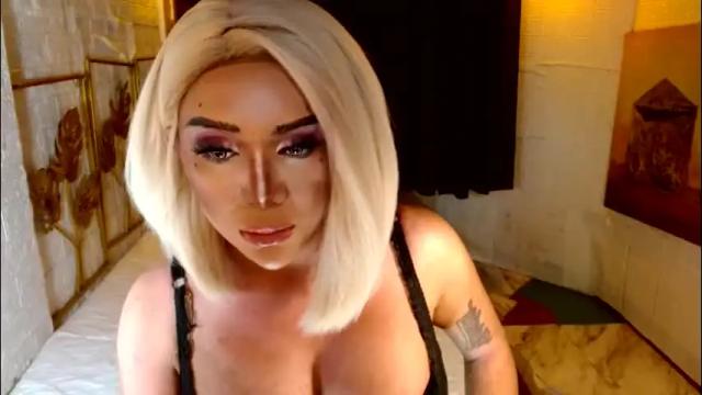 Image 7 of buena_fortuna Stream on Chaturbate on 1 month ago