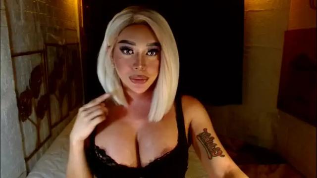 Image 7 of buena_fortuna Stream on Chaturbate on 1 month ago