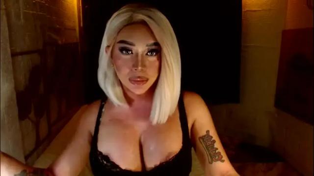 Image 8 of buena_fortuna Stream on Chaturbate on 1 month ago