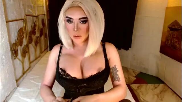 Image 7 of buena_fortuna Stream on Chaturbate on 29 days ago