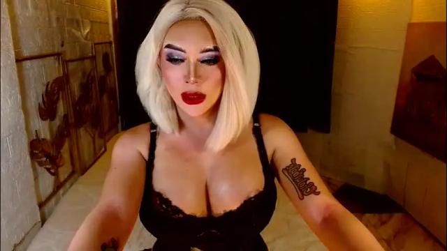 Image 10 of buena_fortuna Stream on Chaturbate on 22 days ago