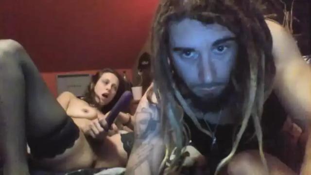Image 4 of bugnbabs Stream on Chaturbate on 18 months ago