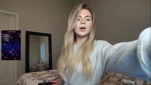 Image 4 of buitifulblonde Stream on Chaturbate on 1 month ago