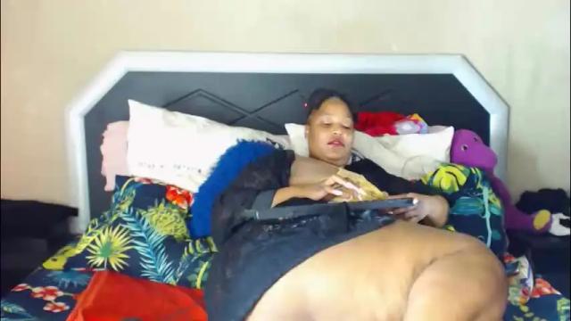 Image 8 of bulkyyass4u Stream on Chaturbate on 2 months ago