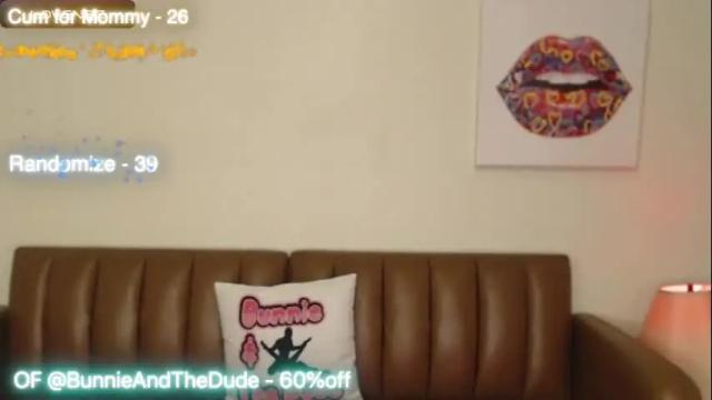 Image 3 of bunnieandthedude Stream on Chaturbate on 29 days ago