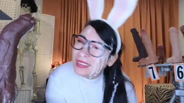 Image 8 of bunny_delight Stream on Chaturbate on 8 days ago