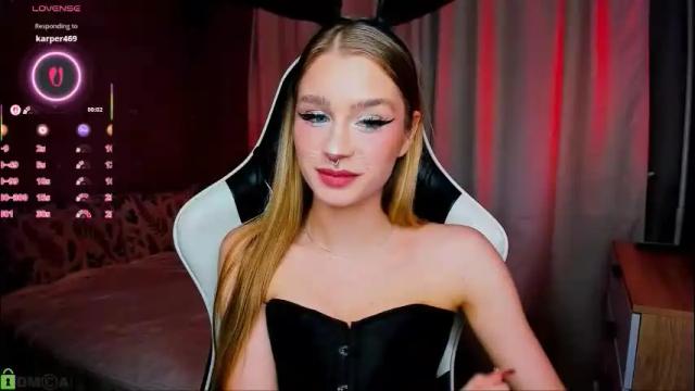 Image 11 of bunny_wetty Stream on Chaturbate on 2 months ago