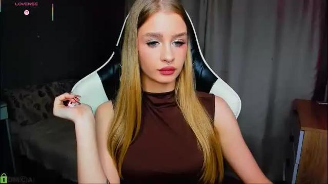 Image 10 of bunny_wetty Stream on Chaturbate on 2 months ago