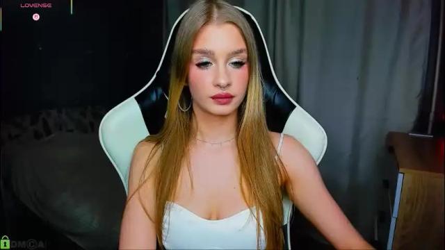 Image 11 of bunny_wetty Stream on Chaturbate on 2 months ago