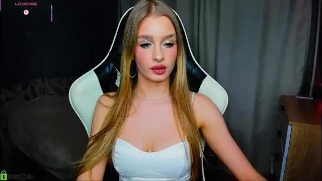 Image 12 of bunny_wetty Stream on Chaturbate on 2 months ago