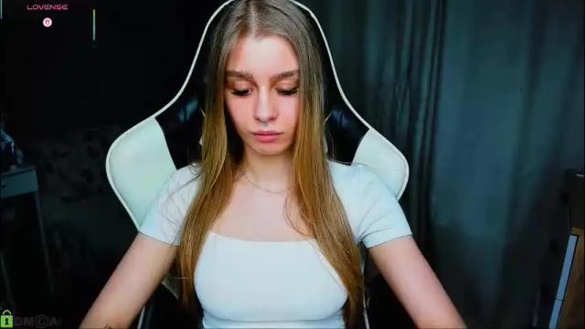 Image 12 of bunny_wetty Stream on Chaturbate on 2 months ago