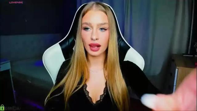 Image 7 of bunny_wetty Stream on Chaturbate on 1 month ago