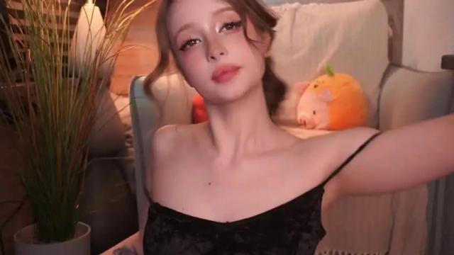 Image 8 of bunnybonn1e Stream on Chaturbate on 3 months ago