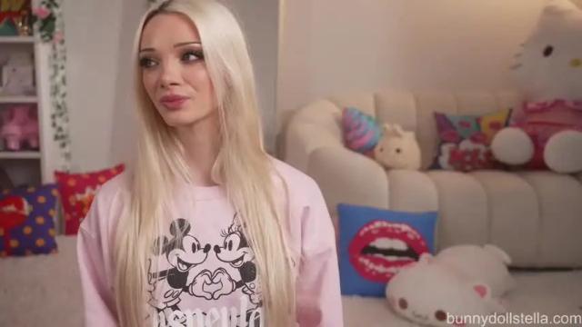 Image 3 of bunnydollstella Stream on Chaturbate on 16 days ago
