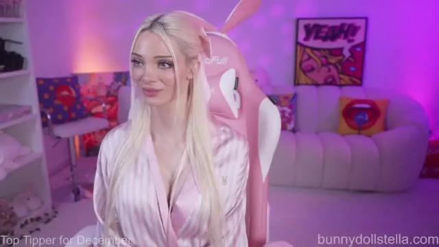 Image 2 of bunnydollstella Stream on Chaturbate on 1 month ago