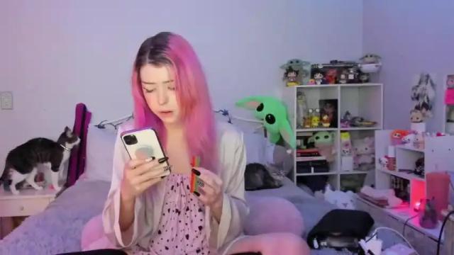 Image 7 of bunnyislewd Stream on Chaturbate on 16 months ago