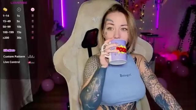 Image 3 of bunnykelly Stream on Chaturbate on 2 months ago