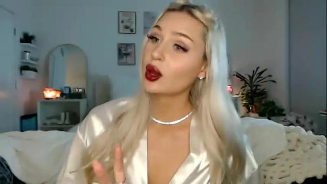 Image 12 of bunnykhalessi Stream on Chaturbate on 17 months ago