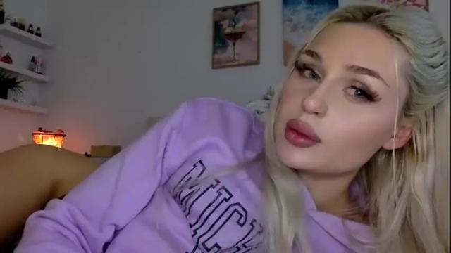 Image 7 of bunnykhalessi Stream on Chaturbate on 14 months ago