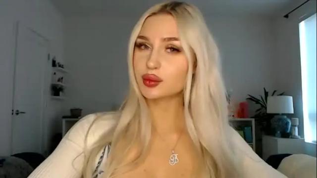 Image 11 of bunnykhalessi Stream on Chaturbate on 14 months ago