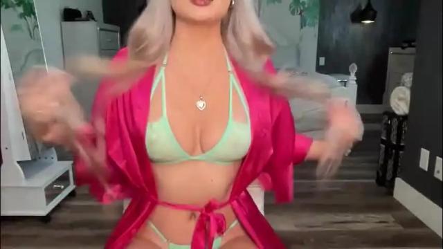 Image 2 of bunnykhalessi Stream on Chaturbate on 1 month ago