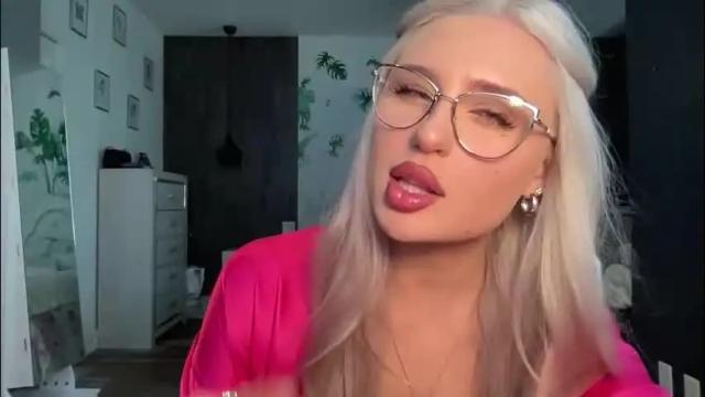 Image 7 of bunnykhalessi Stream on Chaturbate on 1 month ago