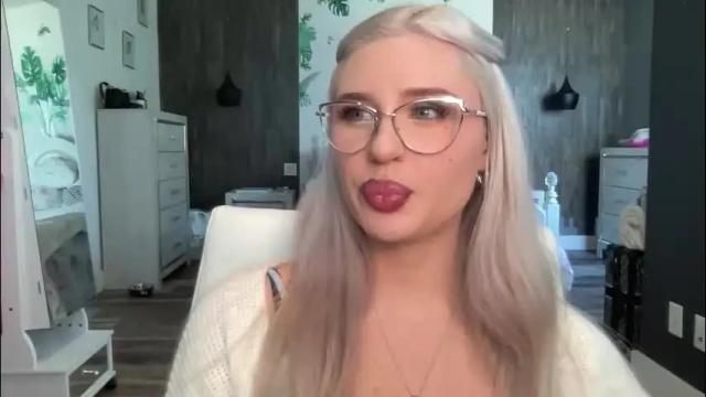 Thumbnail 2, bunnykhalessi's Stream at Chaturbate, 1 month ago