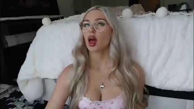 Image 12 of bunnykhalessi Stream on Chaturbate on 1 month ago