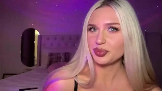 Image 3 of bunnykhalessi Stream on Chaturbate on 21 days ago