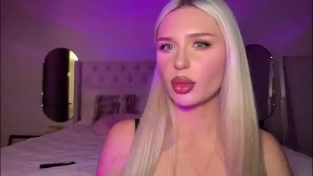 Image 7 of bunnykhalessi Stream on Chaturbate on 21 days ago