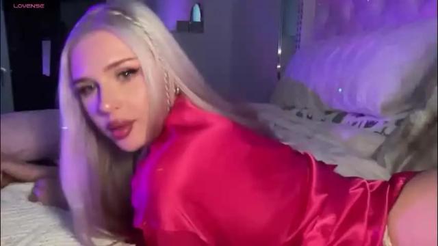 Image 12 of bunnykhalessi Stream on Chaturbate on 15 days ago