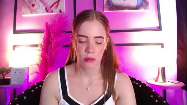 Image 6 of bunnyleahxxx Stream on Chaturbate on 2 months ago