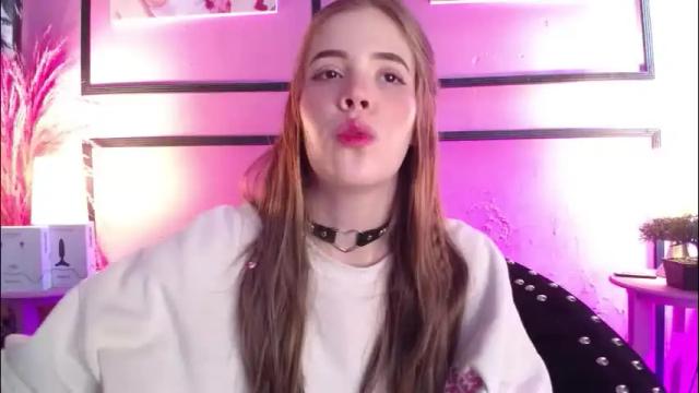 Image 12 of bunnyleahxxx Stream on Chaturbate on 2 months ago