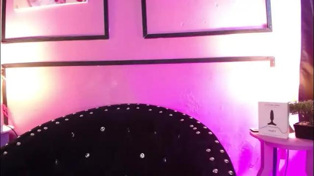 Image 8 of bunnyleahxxx Stream on Chaturbate on 1 month ago