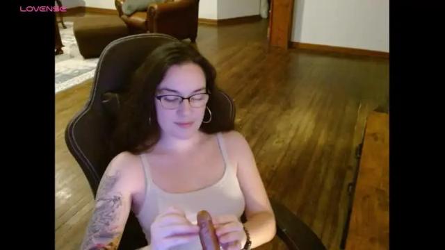 Image 4 of bunnynextdoor Stream on Chaturbate on 5 months ago
