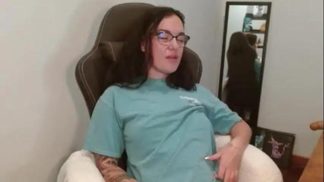Image 3 of bunnynextdoor Stream on Chaturbate on 3 months ago