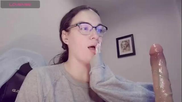 Image 2 of bunnynextdoor Stream on Chaturbate on 2 months ago
