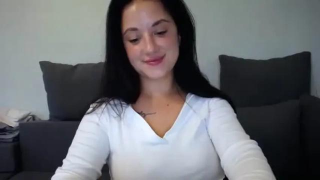 Image 11 of burn_baby_brun Stream on Chaturbate on 18 months ago
