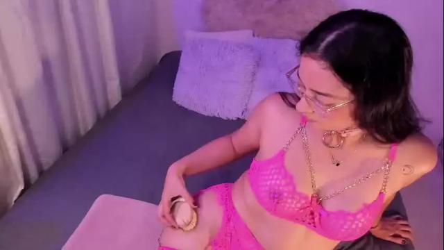 Image 2 of burning_latinbutt Stream on Chaturbate on 7 months ago