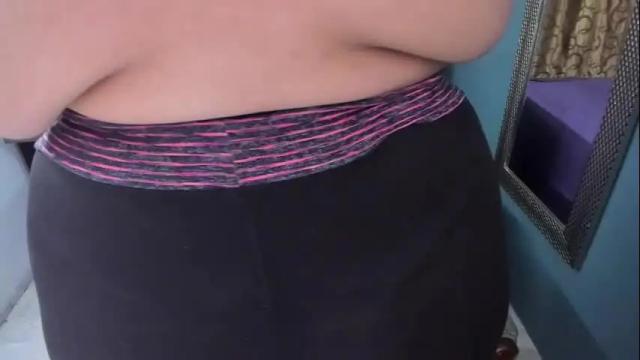 Image 4 of busty_juicy Stream on Chaturbate on 2 months ago