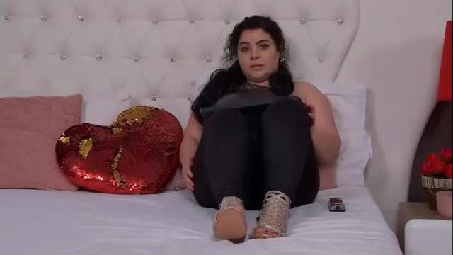 Image 10 of busty_madison Stream on Chaturbate on 23 days ago