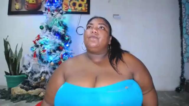 Image 12 of bustyboobsxxll Stream on Chaturbate on 17 months ago
