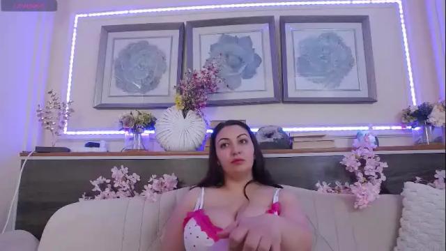 Image 12 of bustyeva_ Stream on Chaturbate on 2 months ago