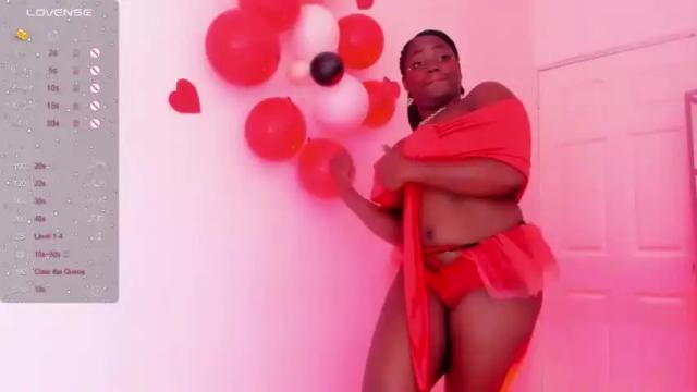 Image 6 of bustyshayna Stream on Chaturbate on 16 months ago