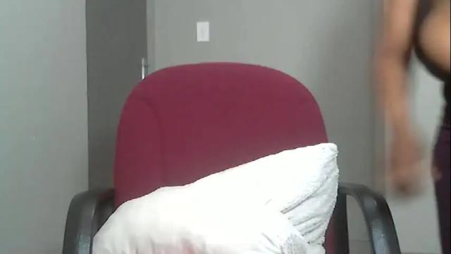 Image 12 of bustytessa37 Stream on Chaturbate on 18 days ago
