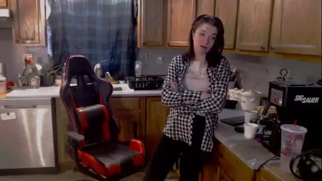 Image 7 of butcher_babe Stream on Chaturbate on 19 months ago