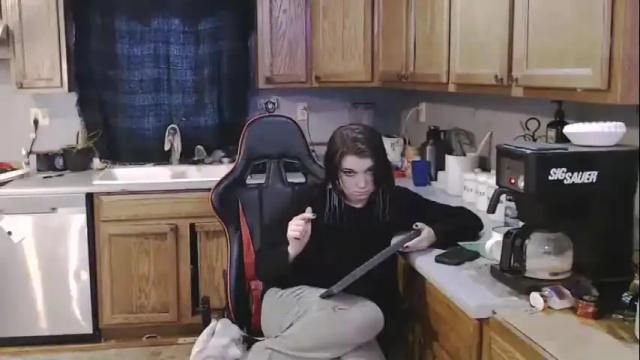 Image 3 of butcher_babe Stream on Chaturbate on 17 months ago