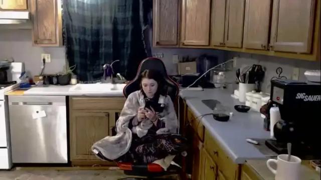 Image 6 of butcher_babe Stream on Chaturbate on 17 months ago