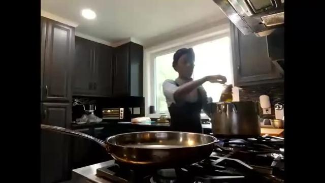 Image 2 of butt3rcup Stream on Chaturbate on 15 days ago