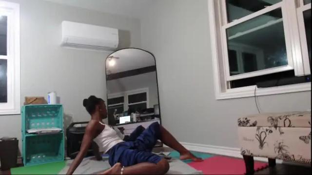 Image 10 of butt3rcup Stream on Chaturbate on 3 months ago